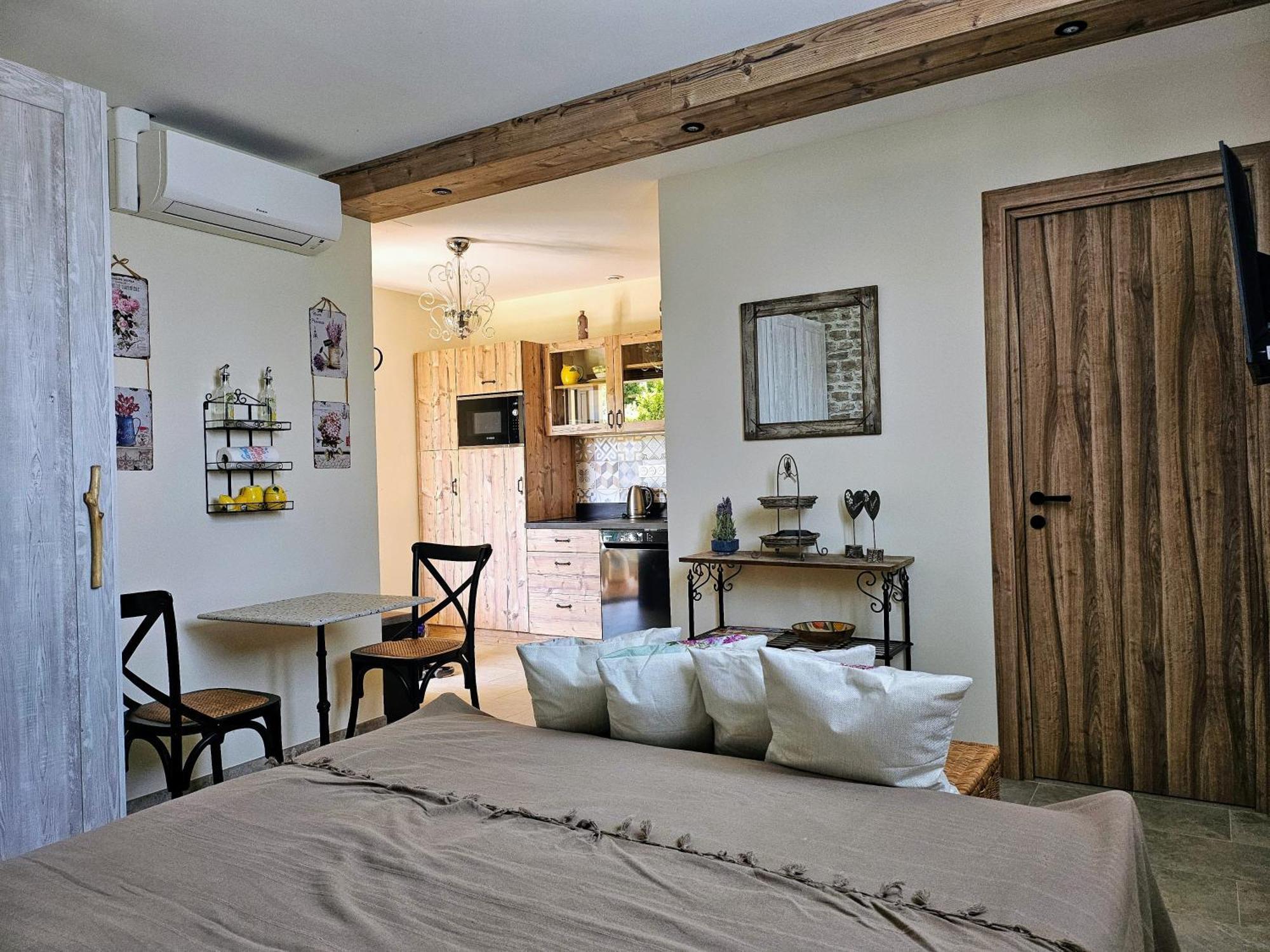 Charmant Studio Pres De La Plage Avec Jacuzzi Et Terrasse Privative 卢贝新城 外观 照片